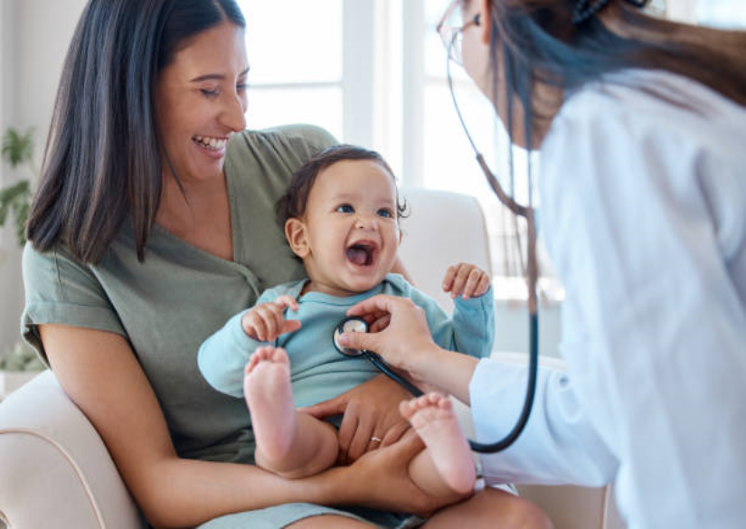 Pediatrics: Complete Guide to Child Health and Development बाल चिकित्सा : बच्चों के स्वास्थ्य और विकास की संपूर्ण जानकारी